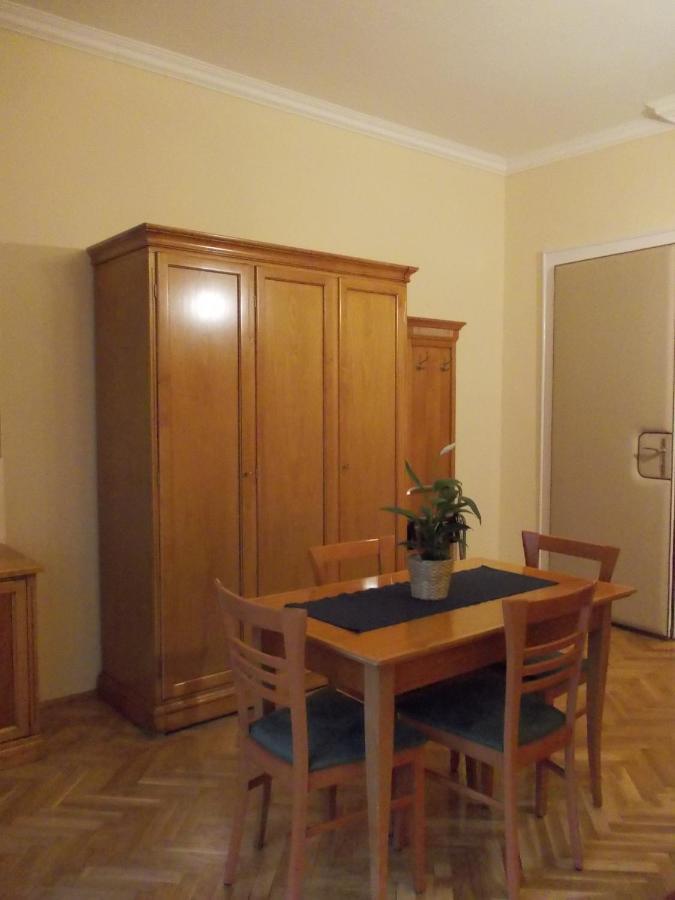 Flatneartocastlehill Lägenhet Budapest Exteriör bild